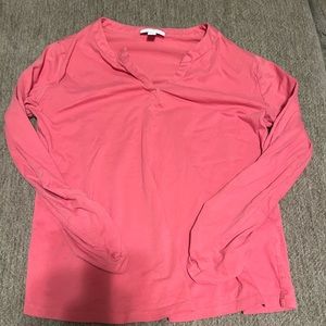 This is a long sleeve shirt that has not been worn